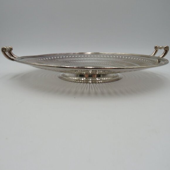 Wilcox Tray Silver Plated Reticulated 10" Curved Serving Platter Handles Vintage - Picture 6 of 8